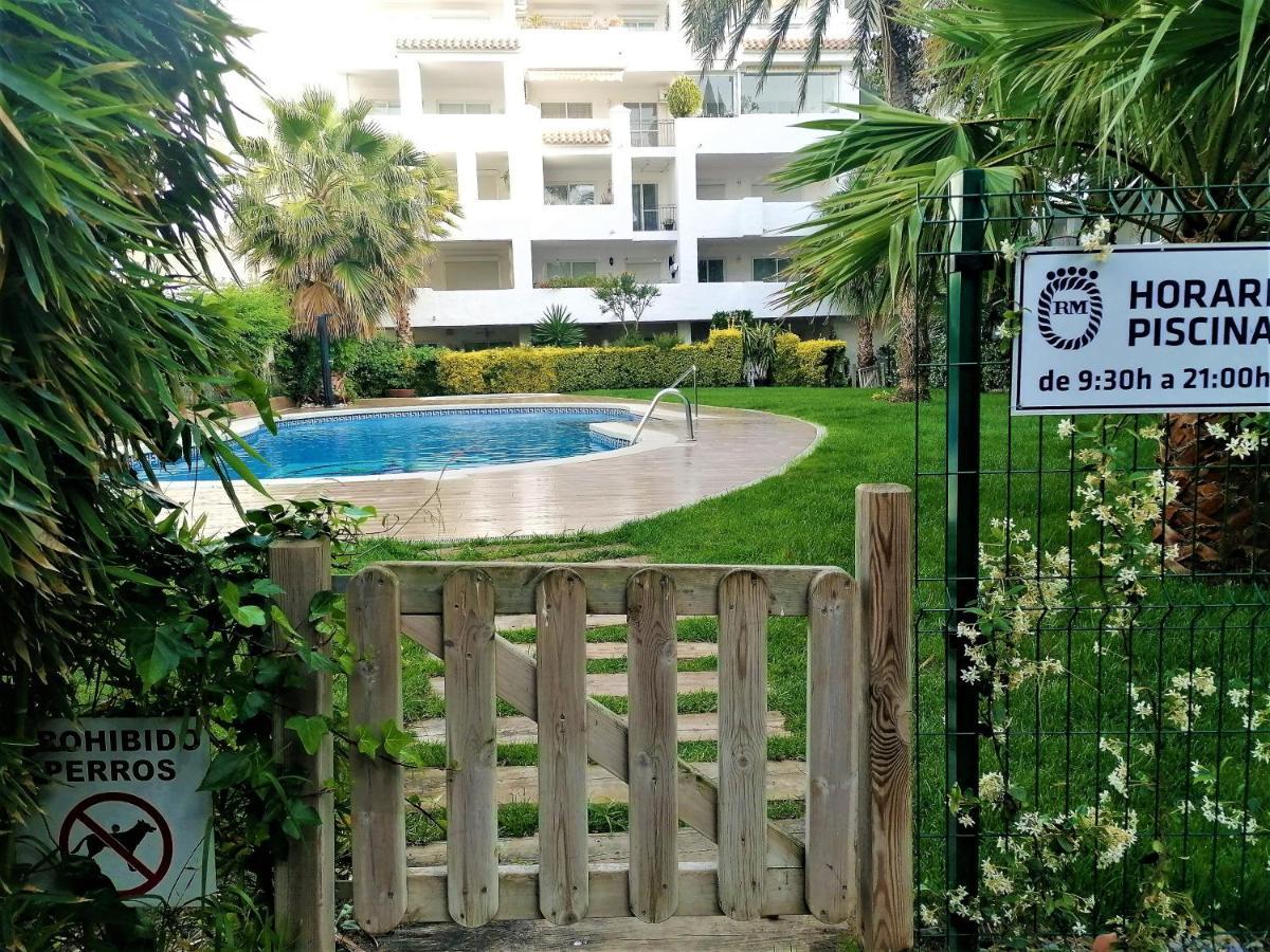 Global Immo 3329 Royal Marine I Appartement Roses Buitenkant foto