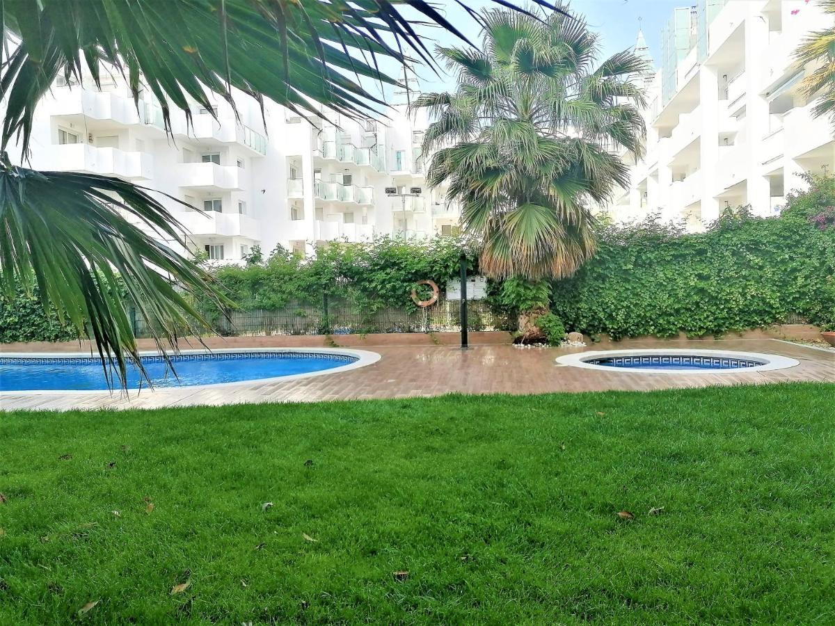 Global Immo 3329 Royal Marine I Appartement Roses Buitenkant foto